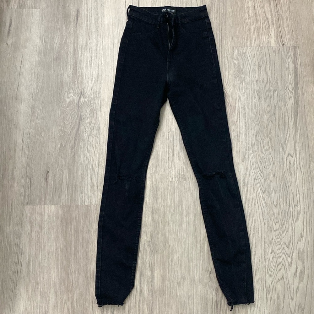 Zara Hi Rise Black Ripped Skinny Jeans